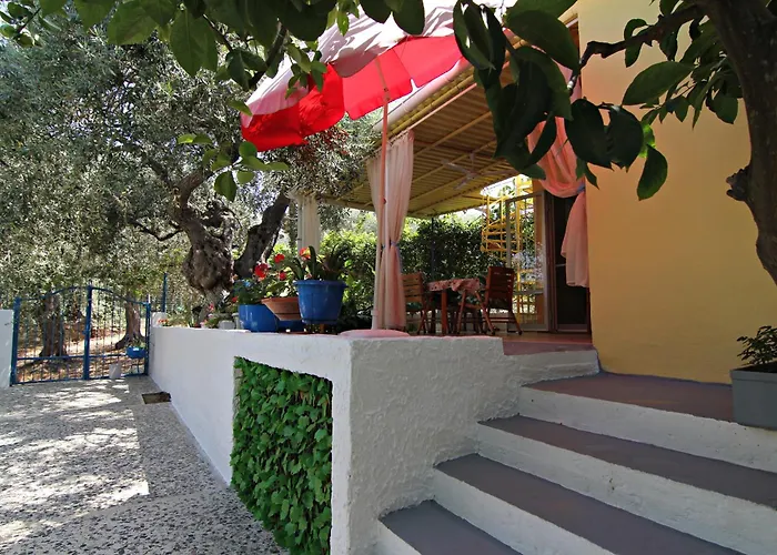 Joanna's House *